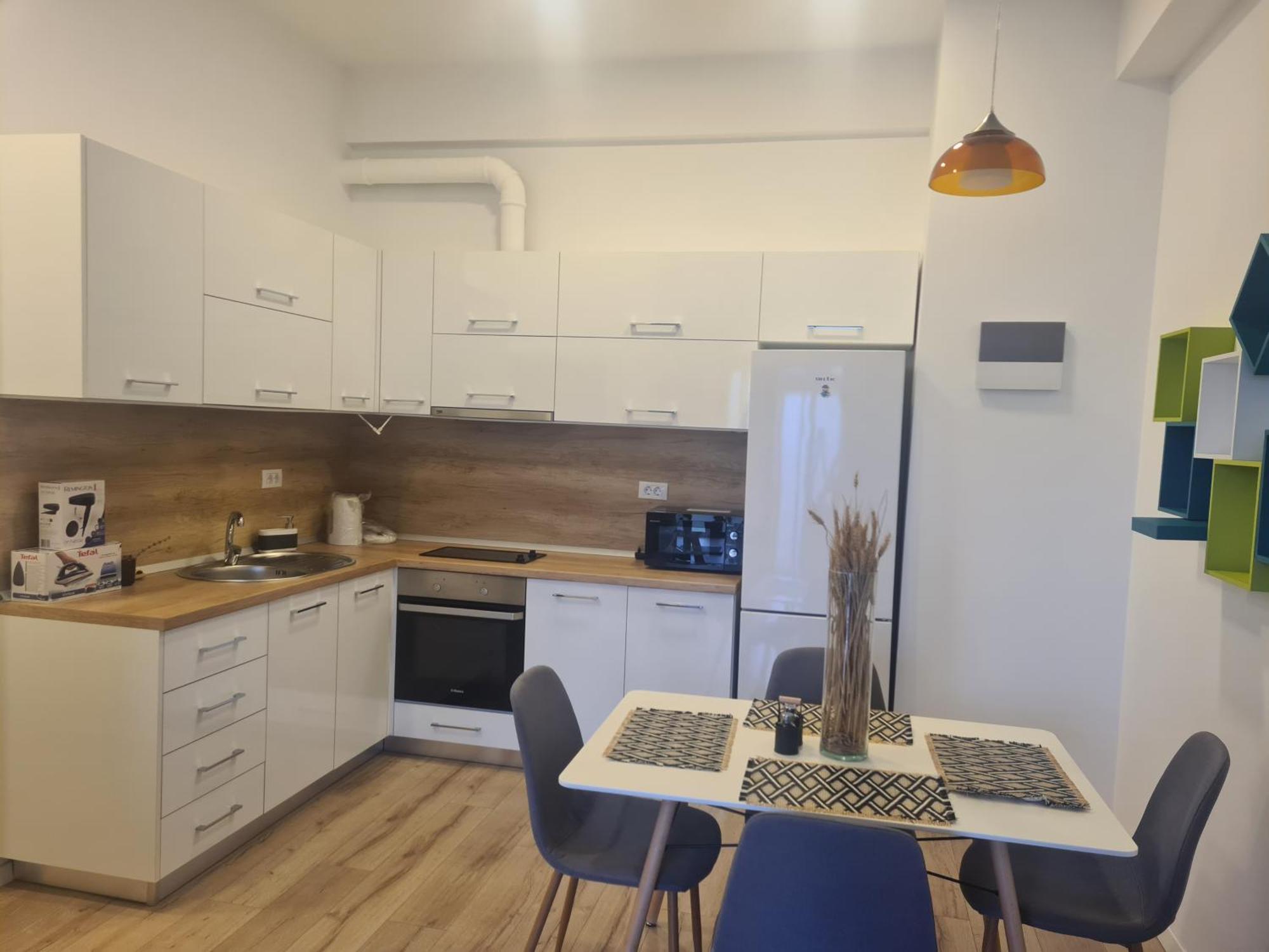 Luxury Central Newapartments One Bacau Luaran gambar